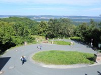 61 - Auffahrt zur Burg